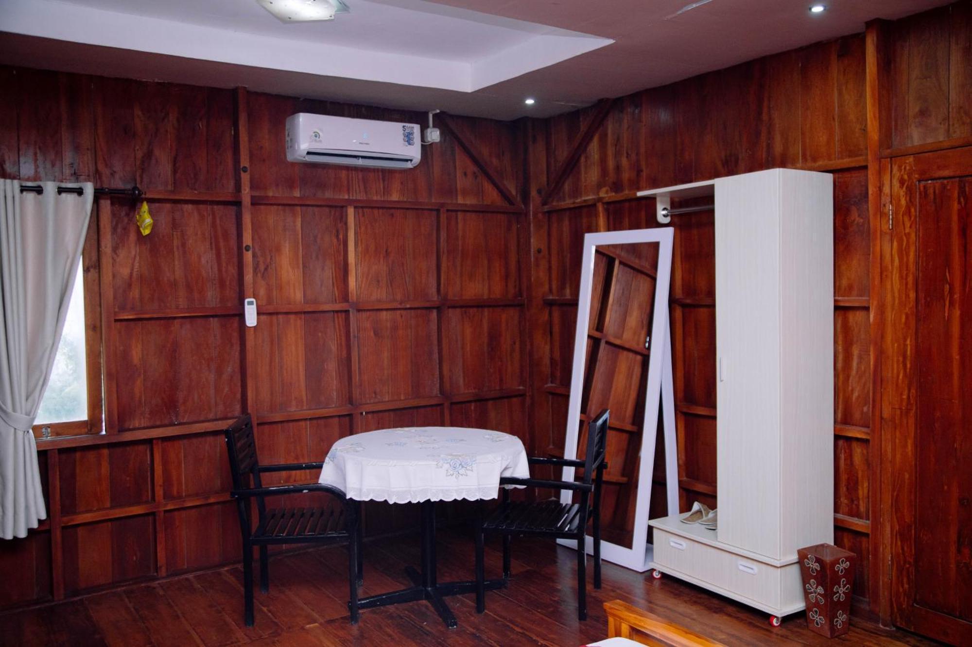 Reddoorz At Villa Bukit Senyum Lombok Kuripan  Екстер'єр фото