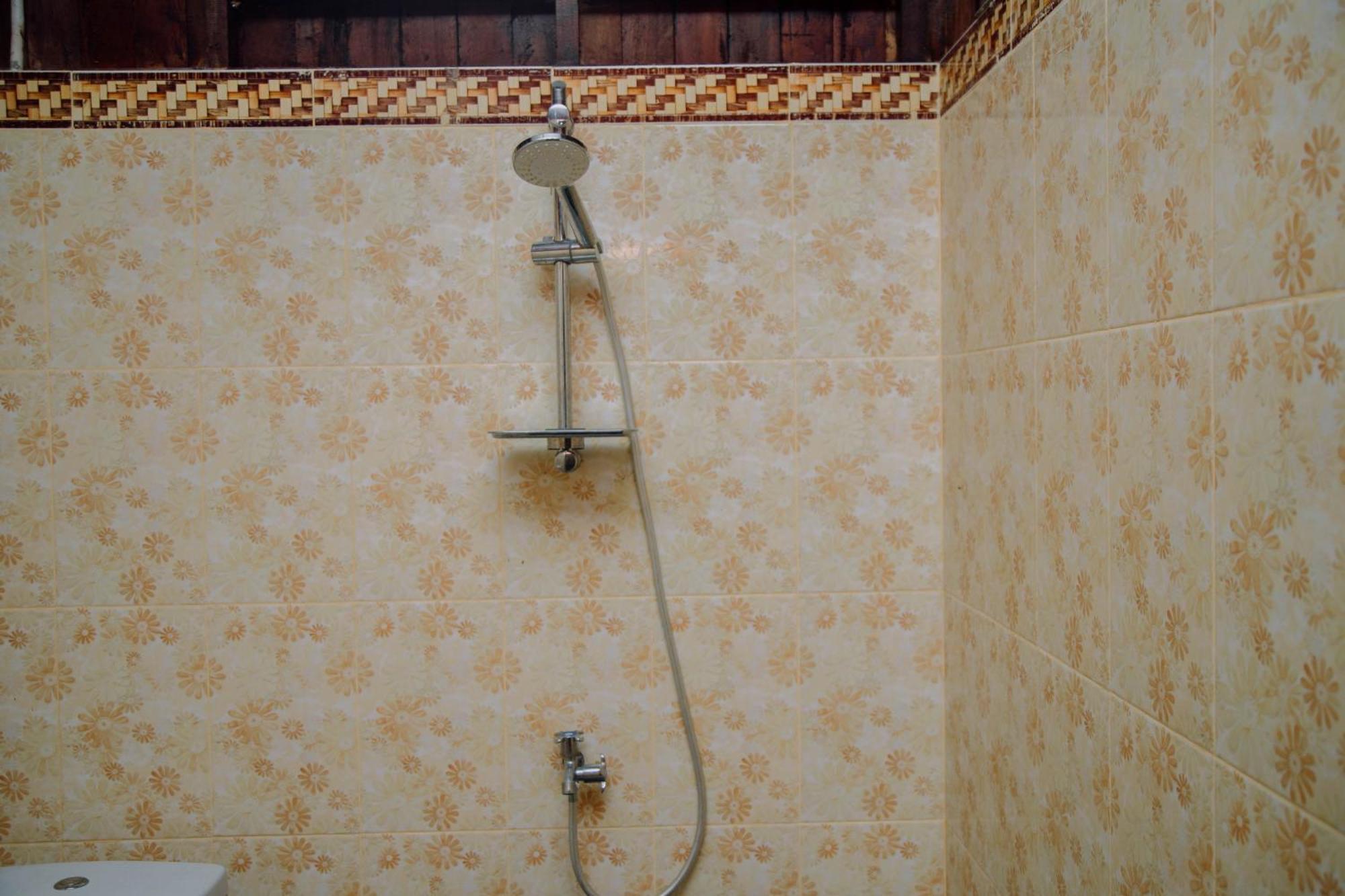 Reddoorz At Villa Bukit Senyum Lombok Kuripan  Екстер'єр фото