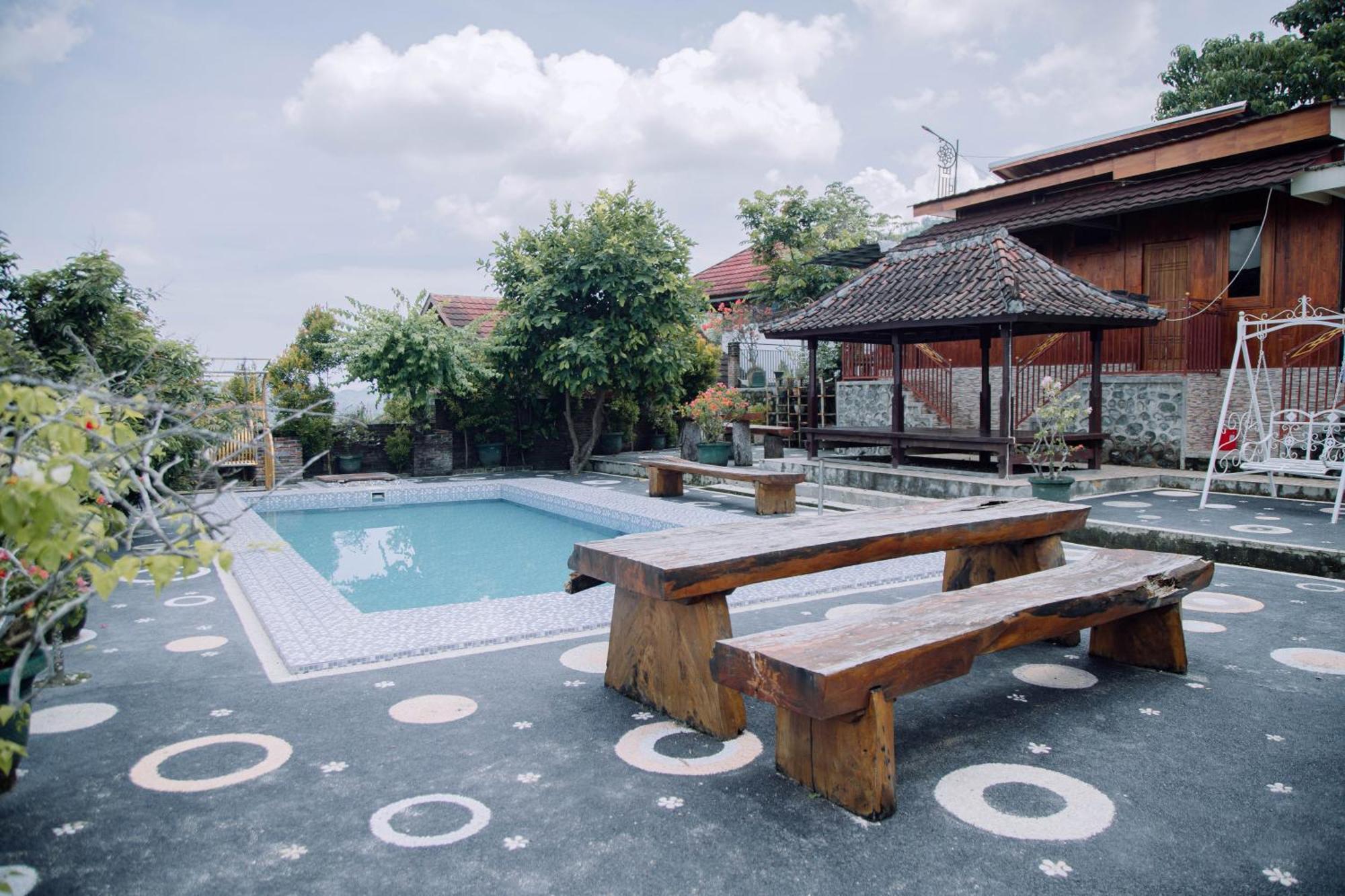 Reddoorz At Villa Bukit Senyum Lombok Kuripan  Екстер'єр фото