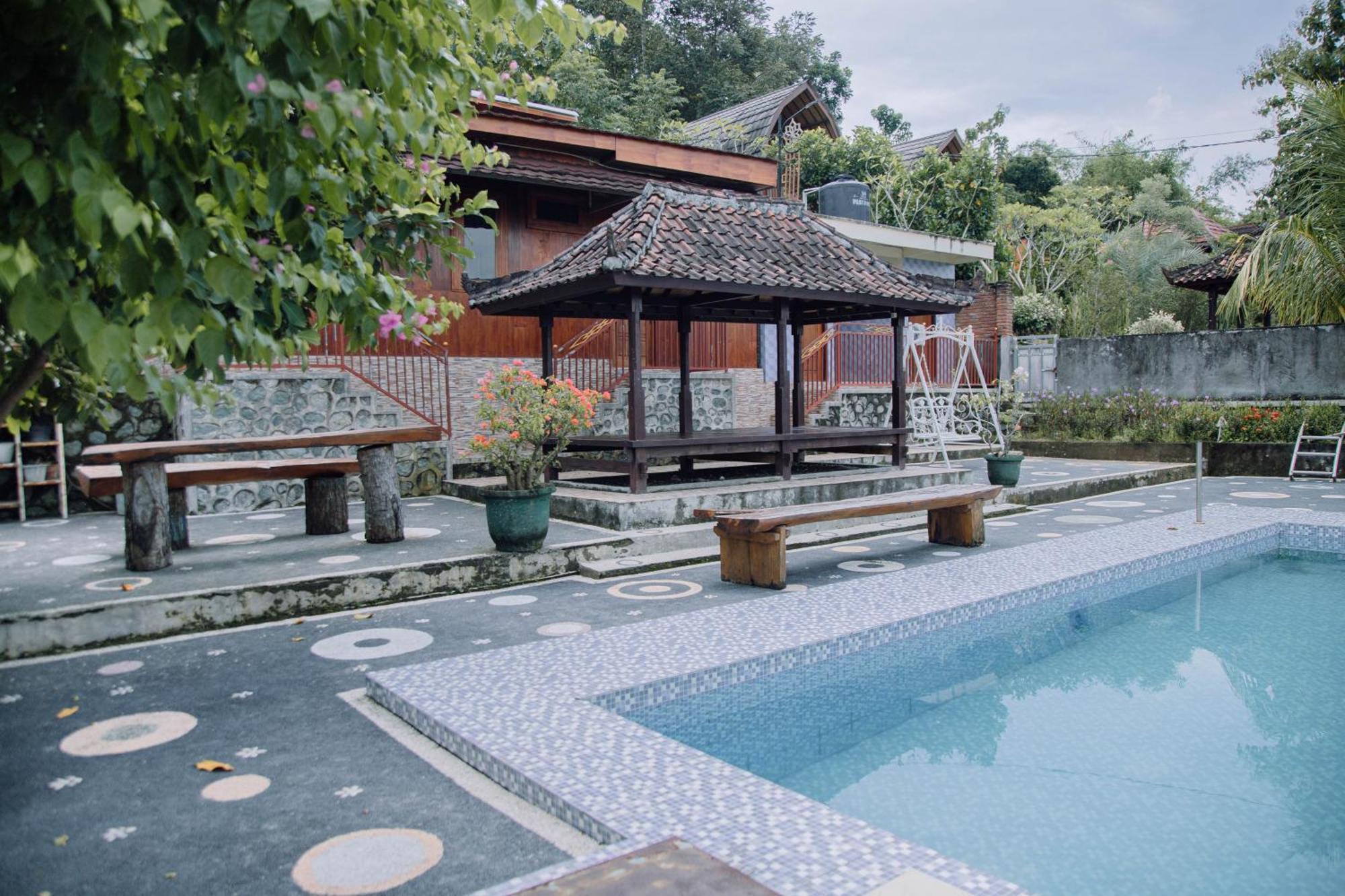 Reddoorz At Villa Bukit Senyum Lombok Kuripan  Екстер'єр фото